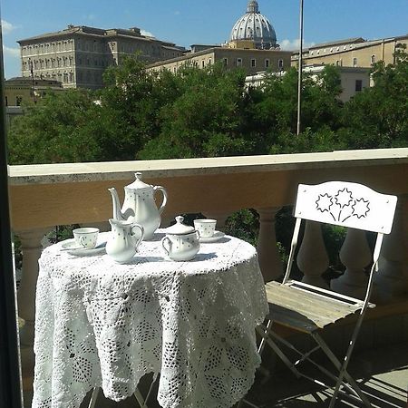 Un Caffe Sul Balcone 1 Daire Roma Dış mekan fotoğraf